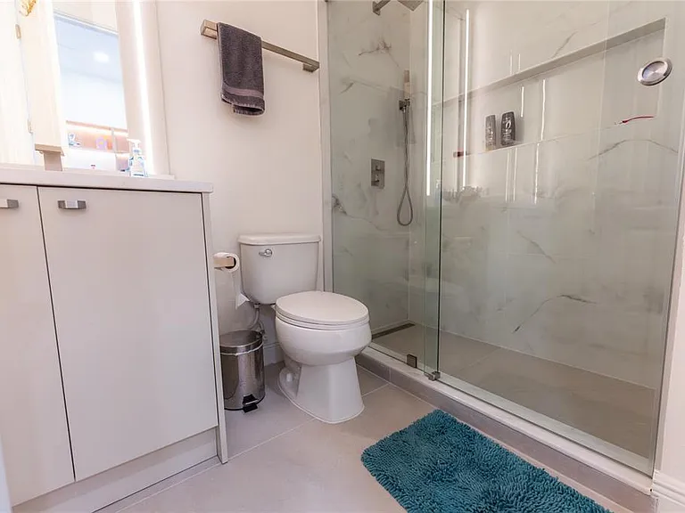 2041 Lake Fischer Cove Ln — Photo 34