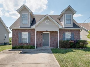 690 Holland Ridge Dr, La Vergne, TN 37086