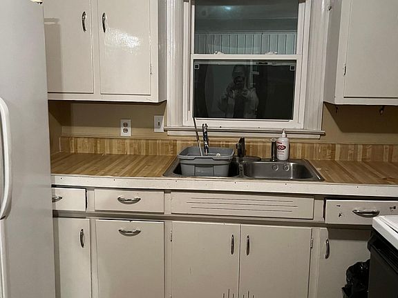 5th image of 1581 Virginia Dr