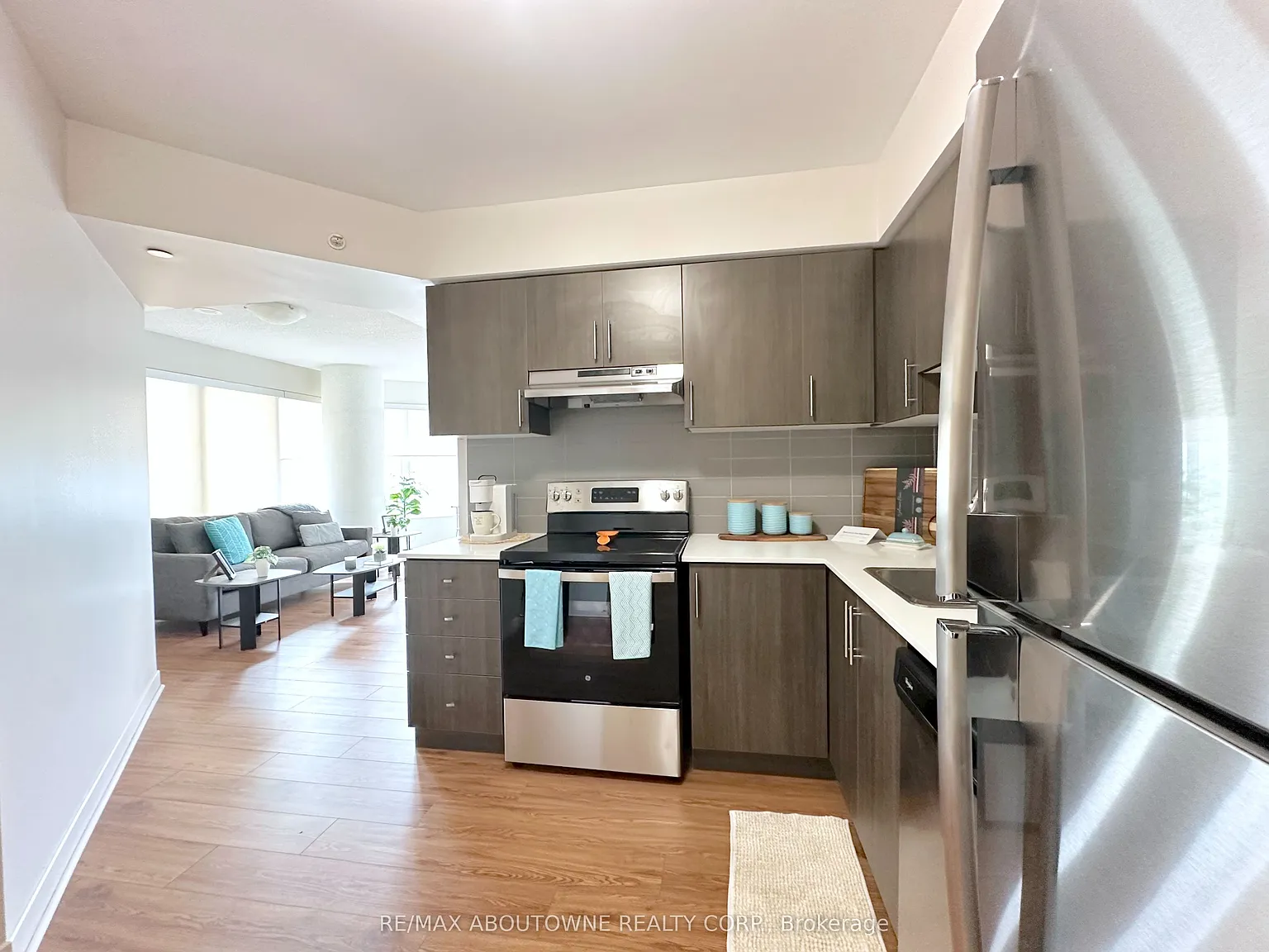 Cityview Apartments — Photo 2