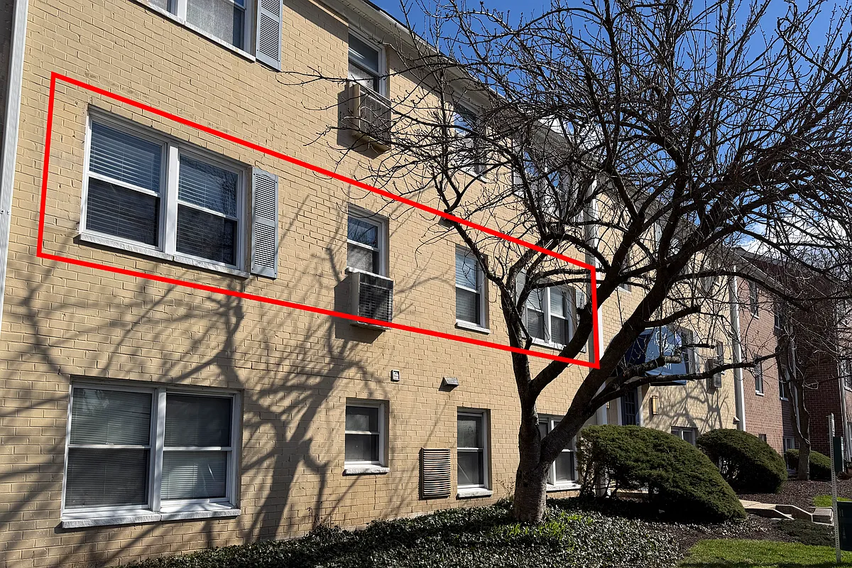 Building Photo - 4411 Falls Bridge Dr #1
