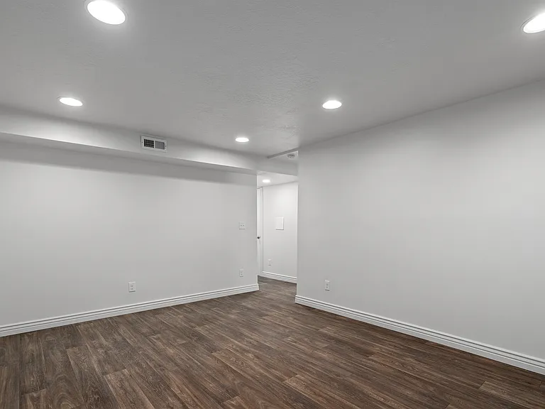 7178 S 420 E — Photo 24