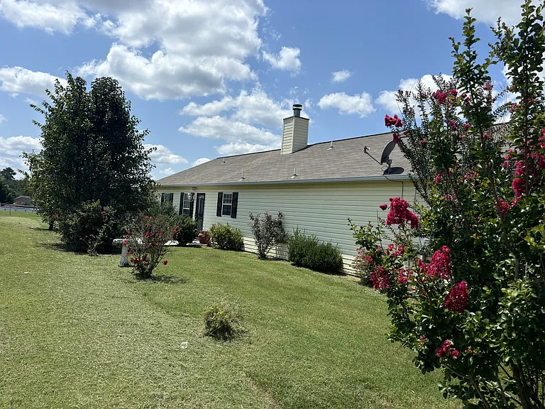 110 Fox Haven Ln — Photo 11