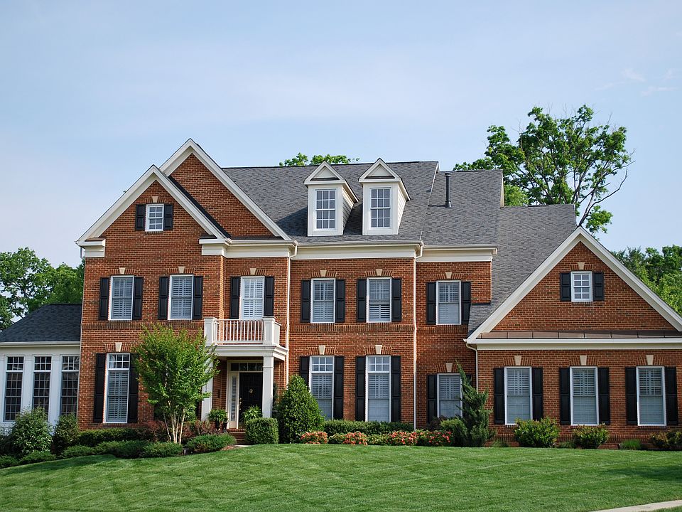 1st image of 18772 Upper Meadow Dr