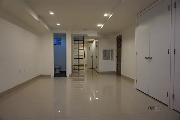 Rented by Rennit Inc. | media 29