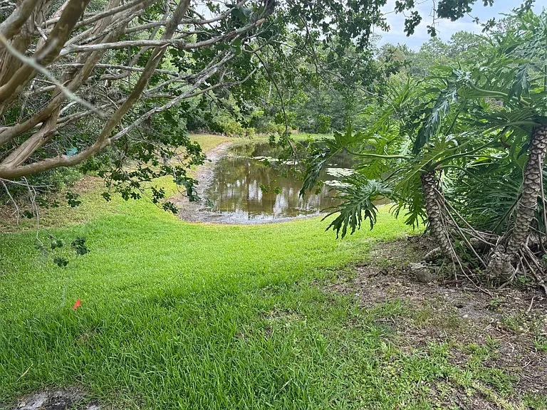 371 Augustine Ct — Photo 53