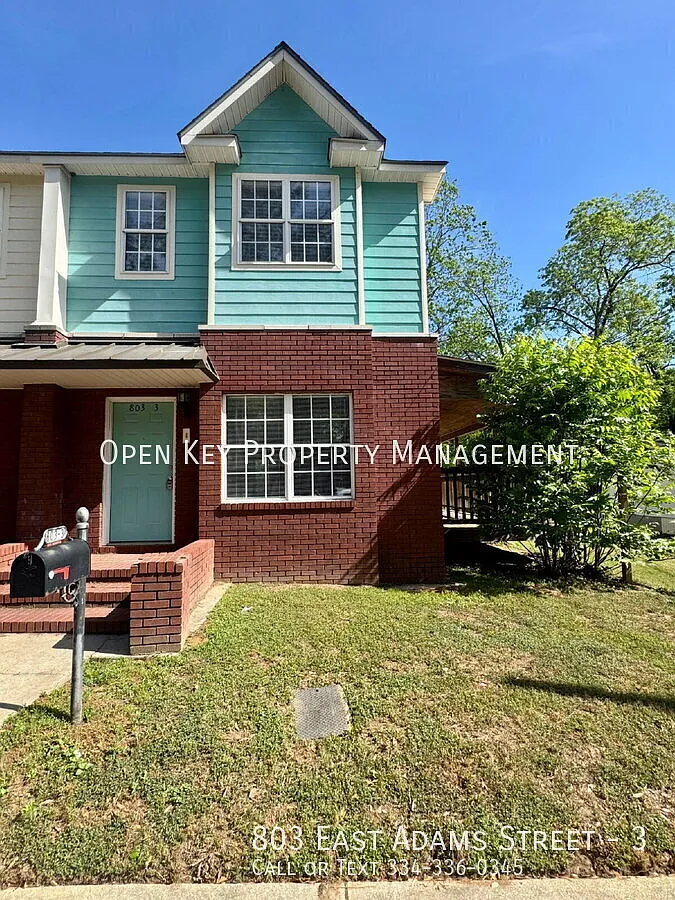 Building Photo - 803 E Adams St #3