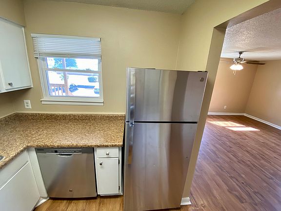 5th image of 12461 Airblanc Cir