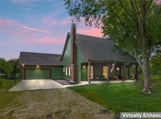 19655 S Clearview Rd, Spring Hill, KS 66083