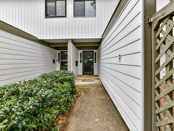 4th image of 3754 Winding Creek Ln