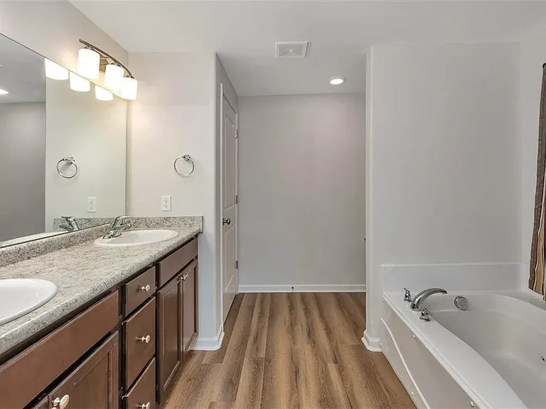 124 Heatherly Way — Photo 21