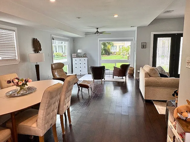 2905 W Bay Court Ave — Photo 10