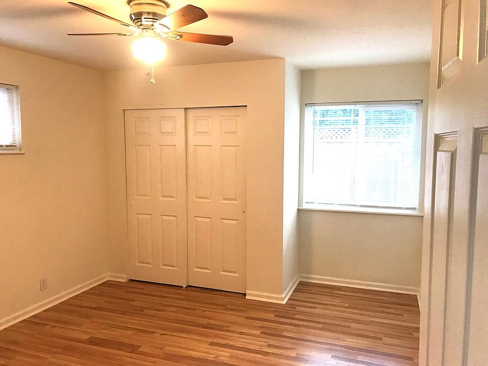1st bedroom