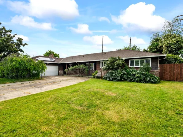 710 Myrtle Ave, Galt, CA 95632