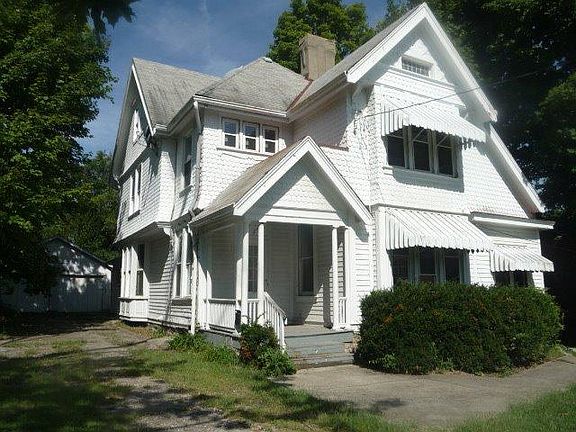 2nd image of 5527 Hamilton Ave