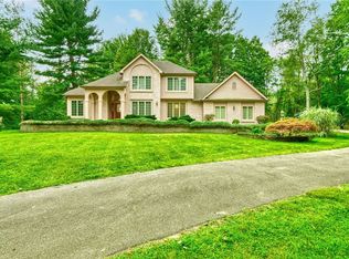 13 Silent Meadows Dr, Spencerport, NY 14559