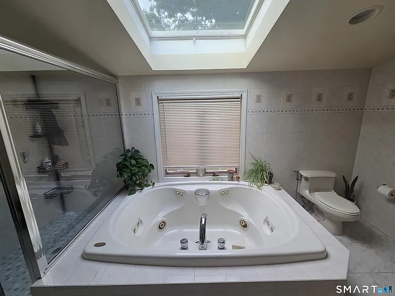 156 Fieldcrest Dr — Photo 29