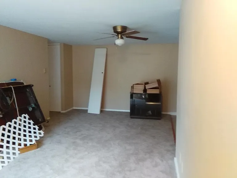 1100 Vista On The Lk — Photo 3