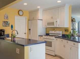 15041 Baylor Cir, Huntington Beach, CA 92647