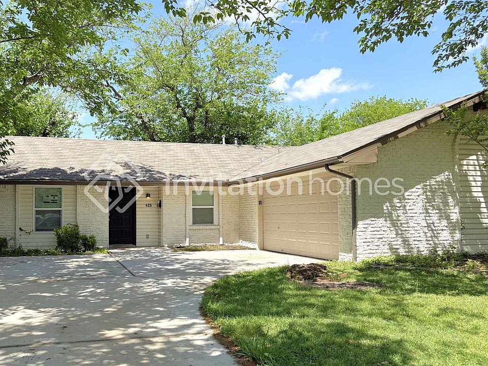 1st image of 425 Birchwood Dr