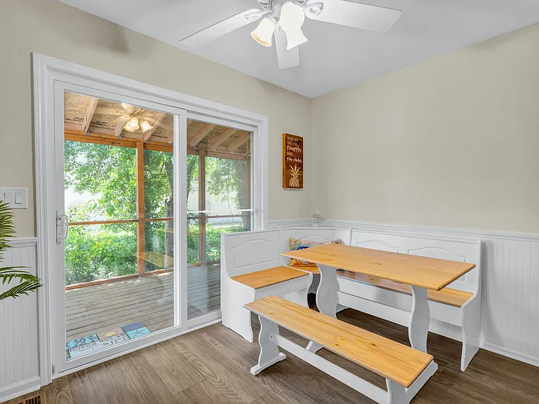 2705B Havens Dr — Photo 24