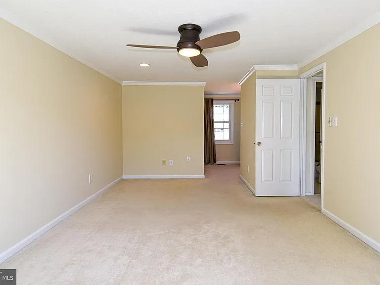 4037 Broadwire Dr — Photo 35