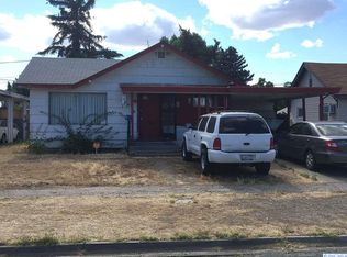 606 S Tieton Ave, Wapato, WA 98951