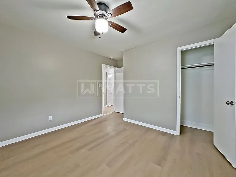 559 63rd St S — Photo 14