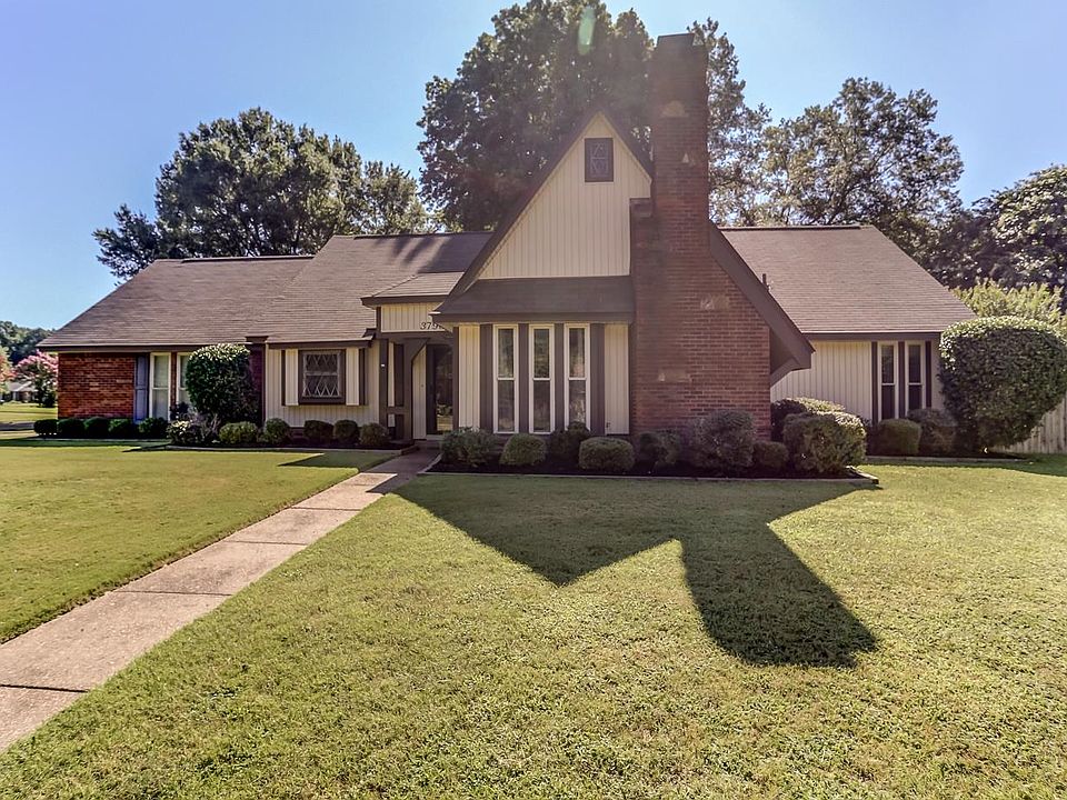 1st image of 3790 Misty Oak Dr