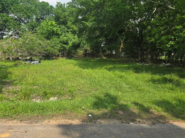 24922 Wilson St, Tomball, TX 77375
