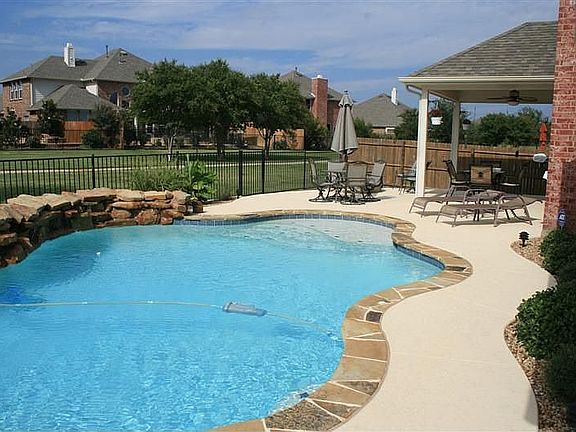 2nd image of 1429 Chase Oaks Dr