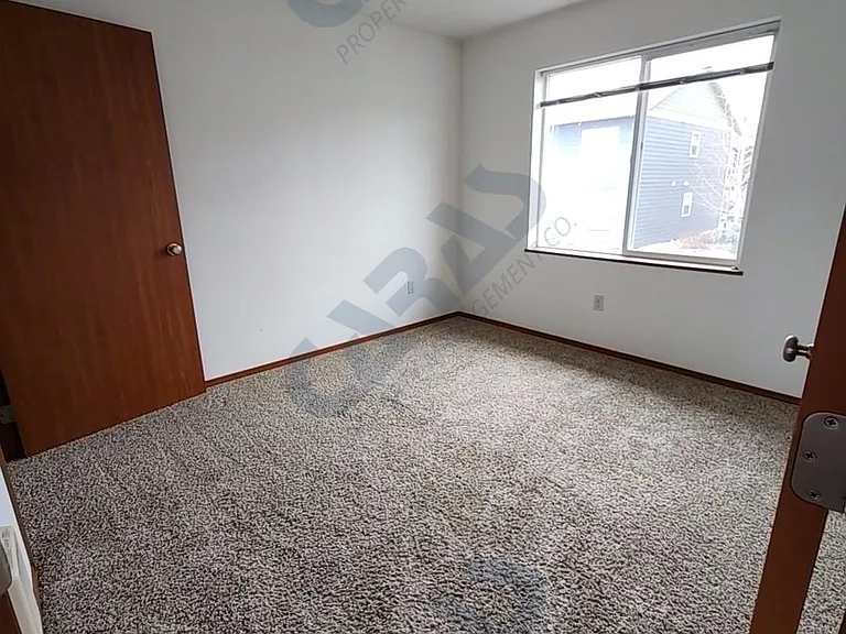 903 11th St E #2 — Photo 7