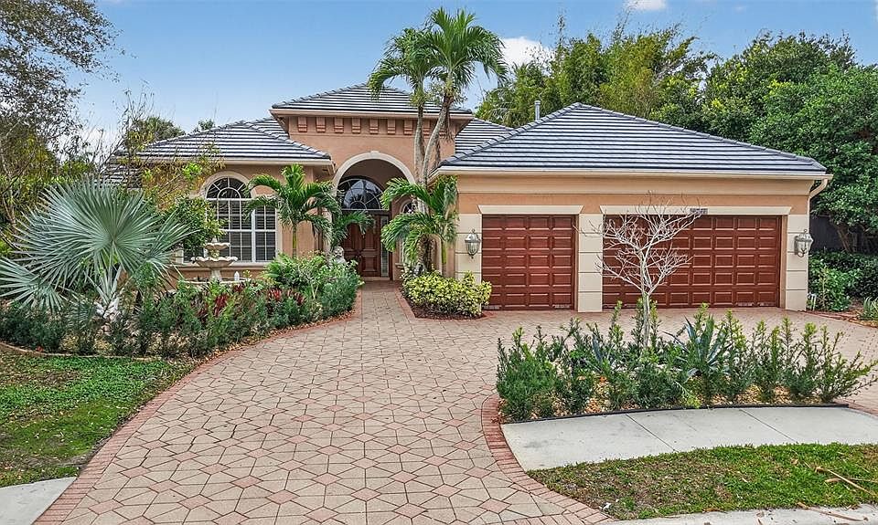 1st image of 16555 WHITE ORCHID LANE