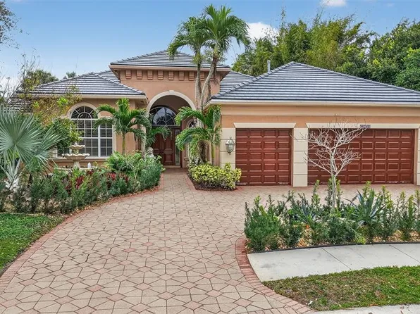 16555 White Orchid Ln, Delray Beach, FL 33446