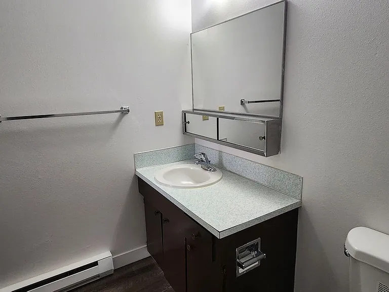 The Deer Park Apartments! — Photo 13