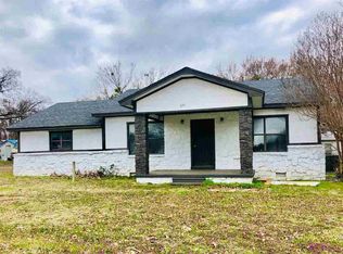 695 7th St, Wilson, OK 73463