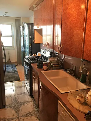 Sold by NYC Realty Brokers LLC | media 21