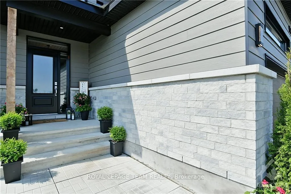 4 bed, $3,500 — Photo 3