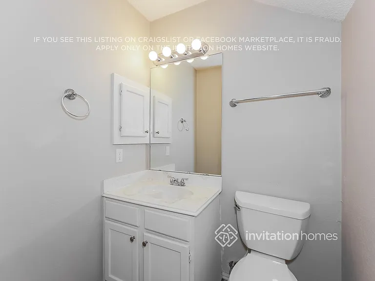 1456 Thistlewood Ln — Photo 15