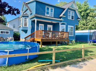 300 Maple St, Peshtigo, WI 54157