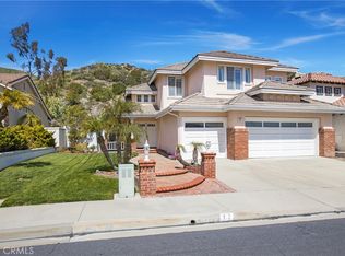 17 Calle Cabrillo, Foothill Ranch, CA 92610