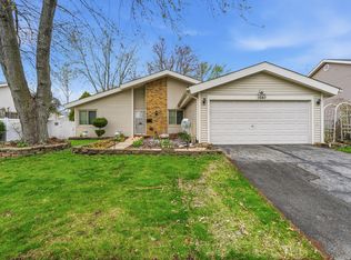 1640 E Andover Dr, Hanover Park, IL 60133