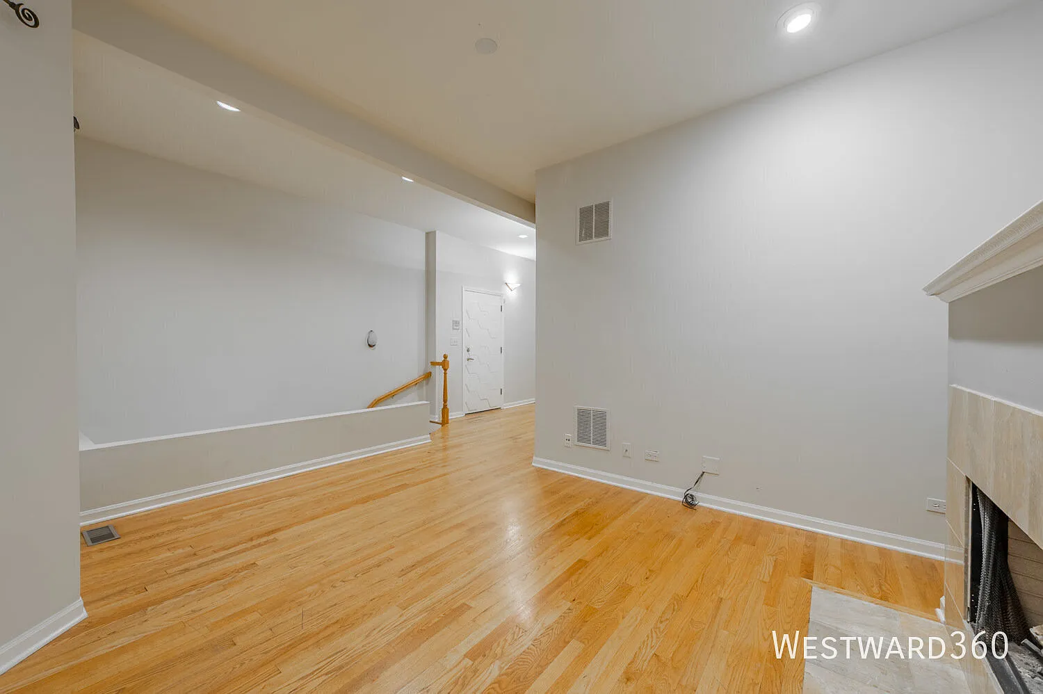 4 bedroom 3 in Wrigleyville — Photo 4