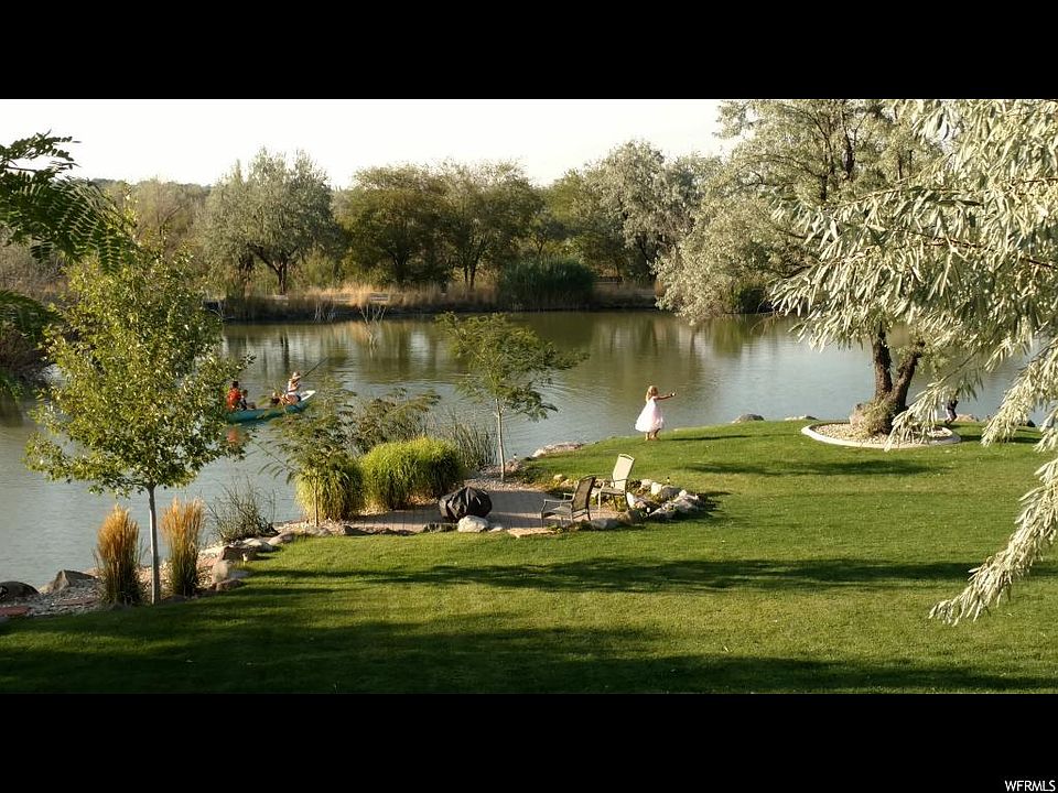 1st image of 1092 W Pheasant Tail Dr