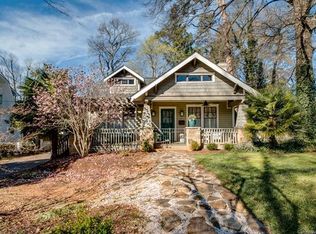 2210 Sharon Rd, Charlotte, NC 28207