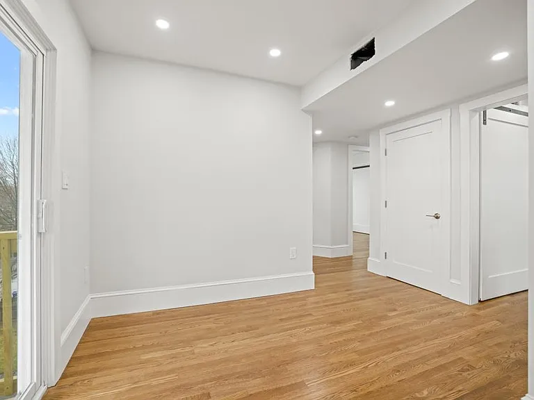 49 Milwood St #1 — Photo 10