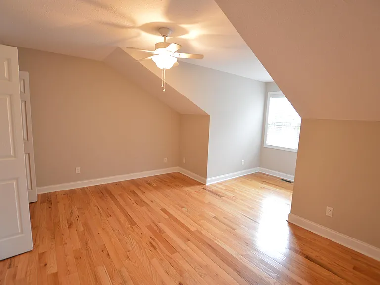 232 Newberry Ln — Photo 19