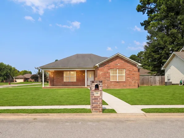 201 Boston St, Jacksonville, AR 72076