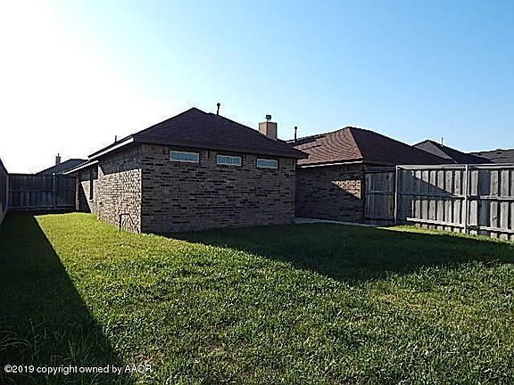 5th image of 7402 Columbus Dr