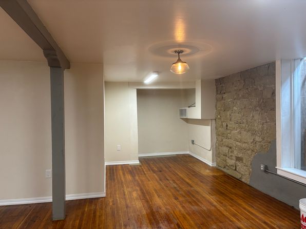 112 S Pikes Peak Ave #D